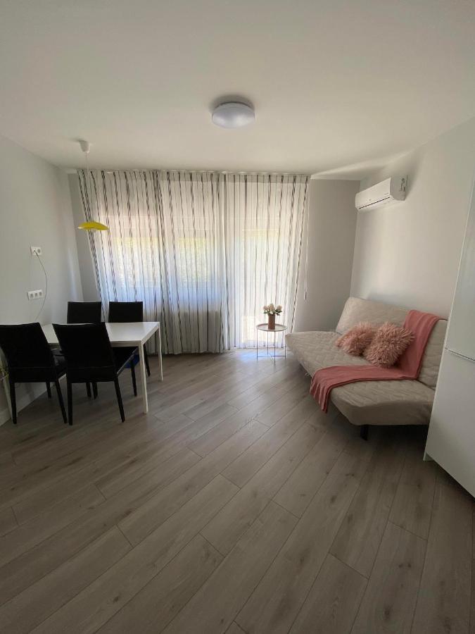 Aida Apartman Сиофок Екстериор снимка