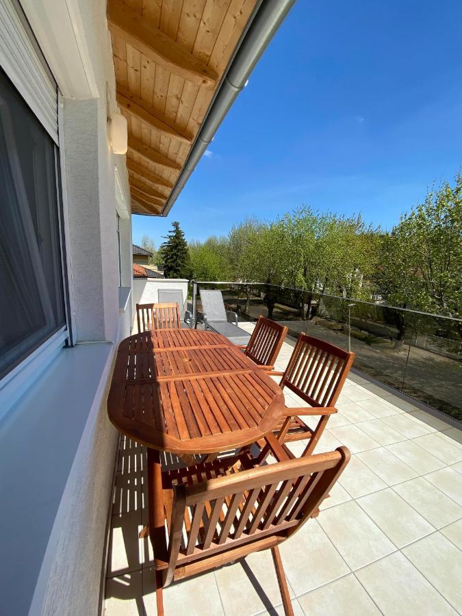 Aida Apartman Сиофок Екстериор снимка